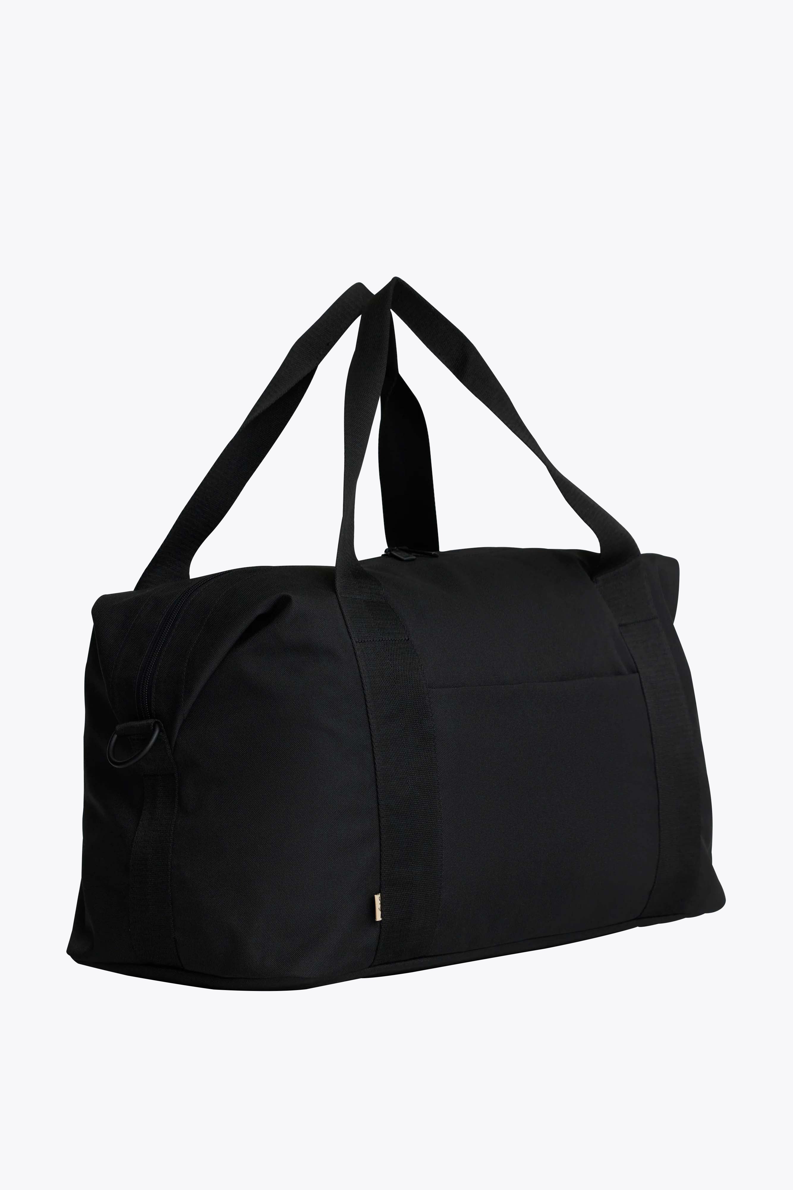 The BÉISics Duffle in Black