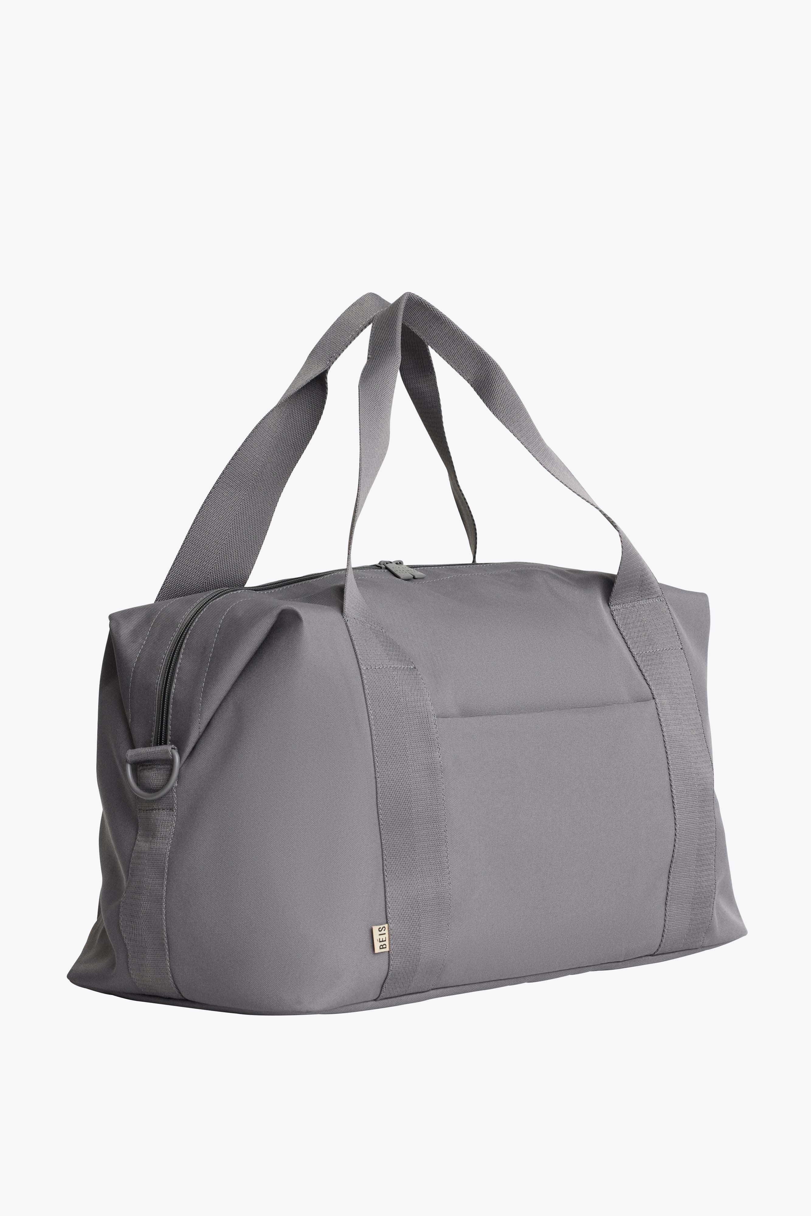 The BÉISics Duffle in Grey