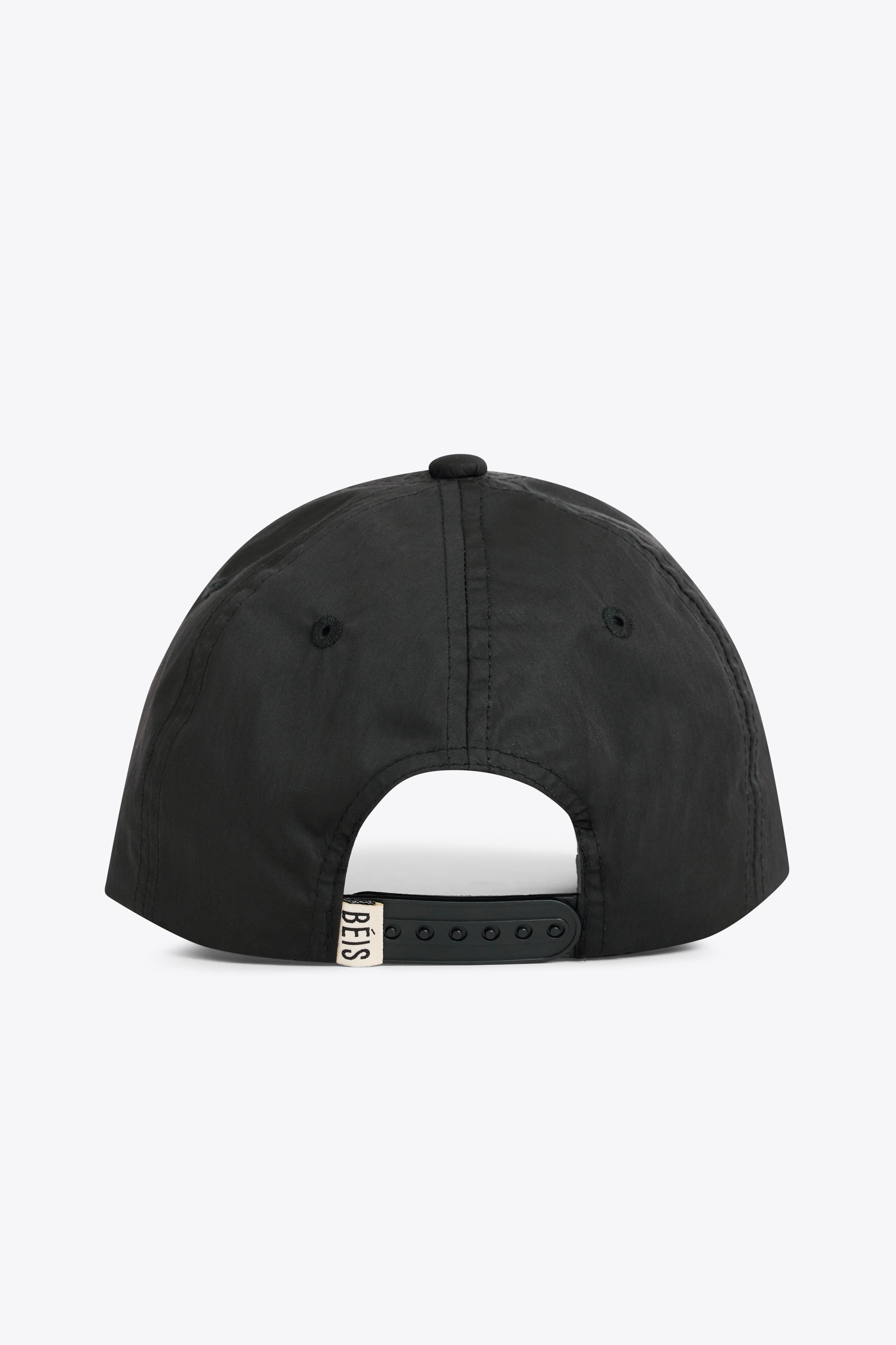 The BÉISball Cap in Black